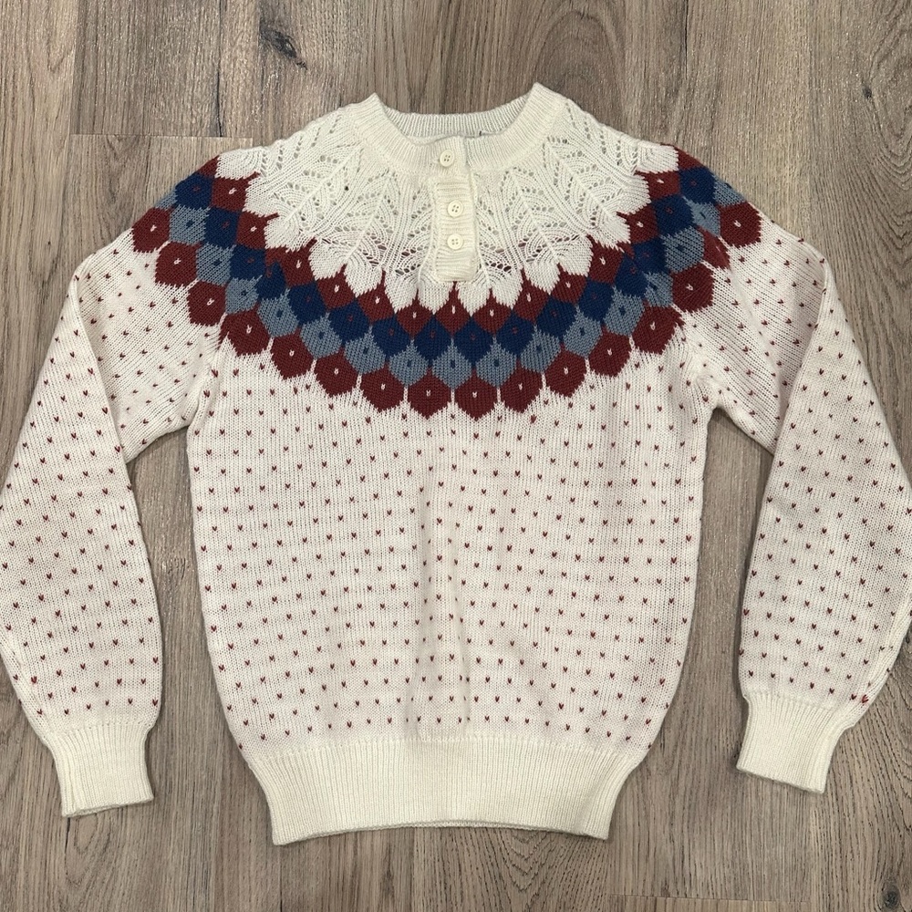 Vtg WYE OAKS Pullover Sweater Size L White Buttons Heart Pattern Embroidery